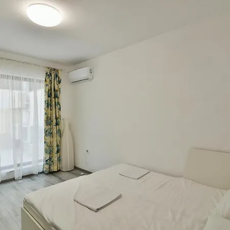 Modern Cozy Flat With Parking In Center Varna