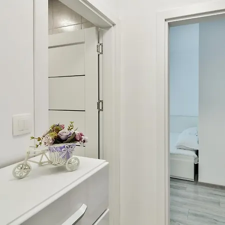 Modern Cozy Flat With Parking In Center Varna